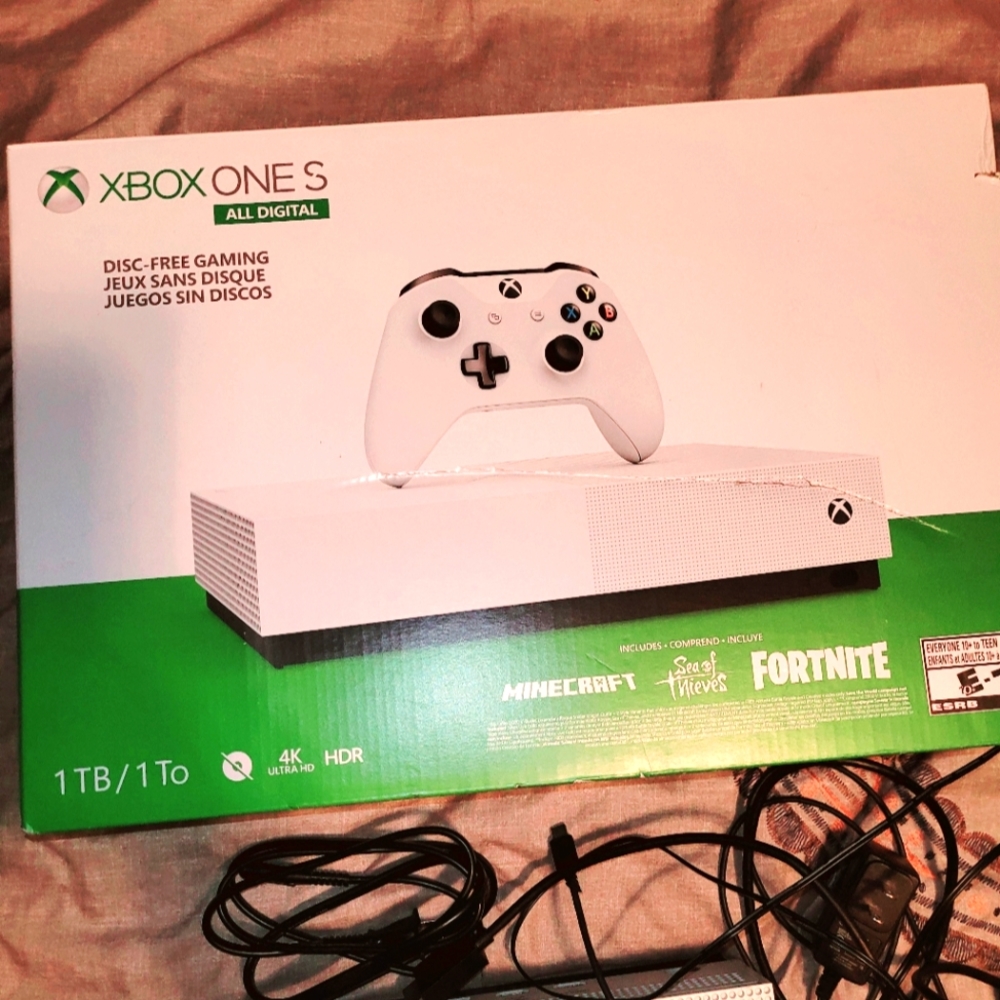XBOX ONE S All digital 1TB
